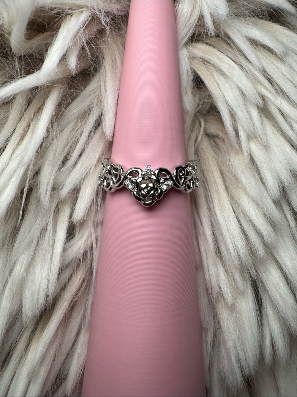 Stunning ring